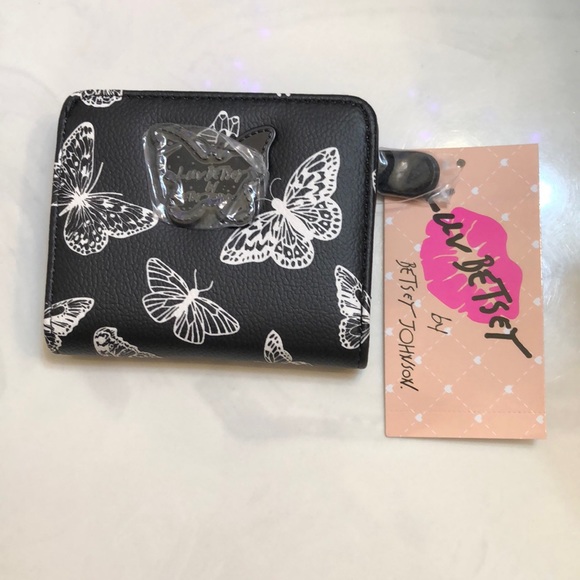 Betsey Johnson Luv Betsey Snap Card Wallet Black & White Butterflies NWT - Picture 2 of 16